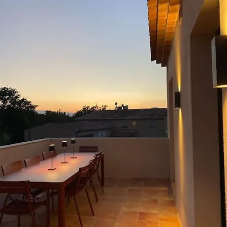 شقة De 120m2 *